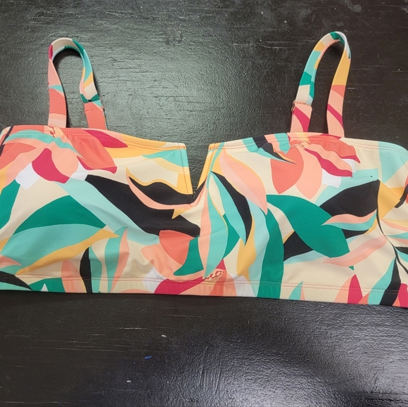 Mynah Swim Mynah Bikini Top Removable Cups Tropic Prints 22w Poshmark